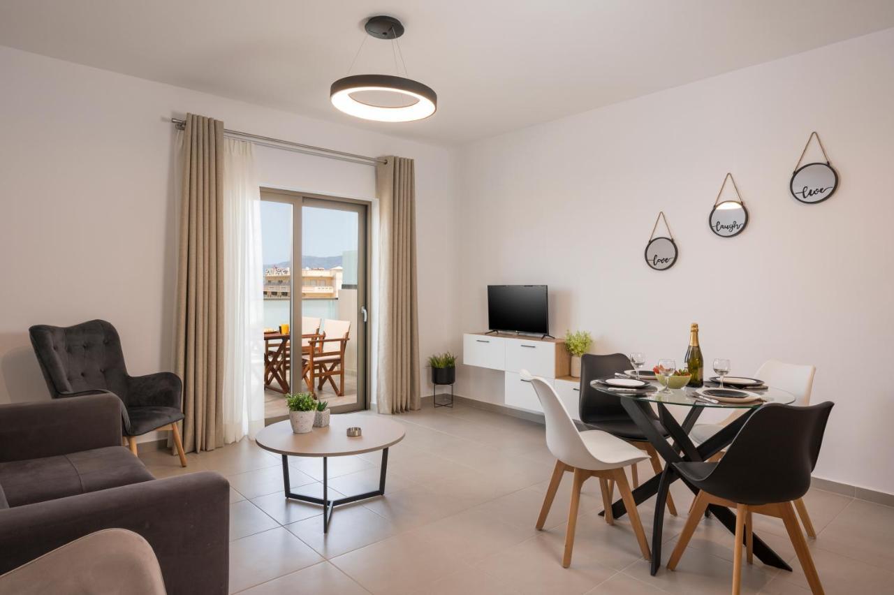Indigo Blue Seaside Deluxe Apartments Kíssamos Exterior foto